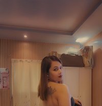 Samantha - Transsexual escort in Riyadh