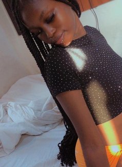 Samantha - puta in Tabuk Photo 6 of 6