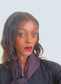 samantha - Transsexual escort in Nairobi Photo 1 of 4