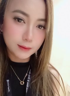 Samantha - escort in Dubai Photo 1 of 5
