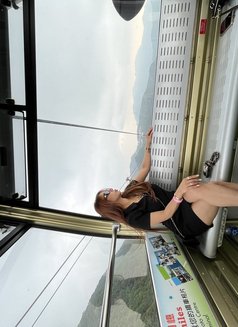 Samantha - escort in Hong Kong Photo 7 of 10