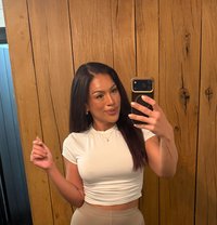 Samantha - Transsexual escort in London
