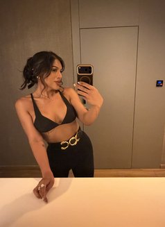 Samantha - Acompañantes transexual in London Photo 16 of 17
