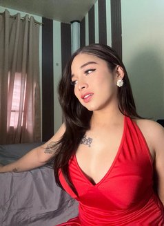 Samantha - Transsexual escort in Manila Photo 14 of 20