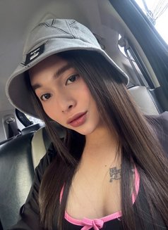 Samantha - Transsexual escort in Manila Photo 19 of 20