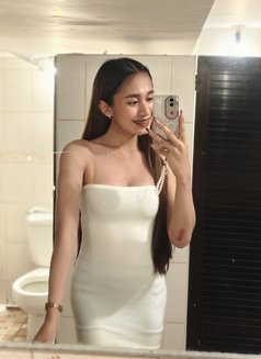 Samantha - Transsexual escort in Manila Photo 6 of 6