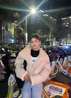 Samantha - Transsexual escort in Manila Photo 19 of 23