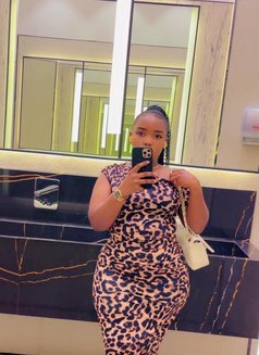 Samantha jk - masseuse in Dubai Photo 4 of 7