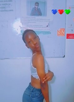 Samantha - Transsexual escort in Nairobi Photo 1 of 6
