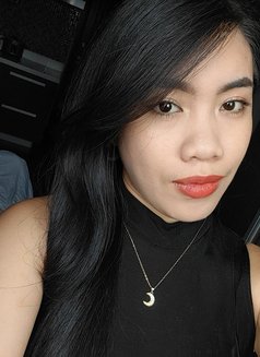 Samantha Lee - puta in Makati City Photo 2 of 5