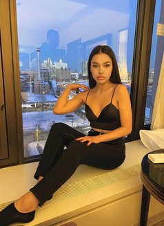 Samantha - escort in Hong Kong Photo 5 of 5