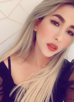 Samantha Smith - Transsexual escort in Dubai Photo 5 of 7