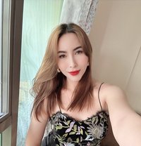 Samantha Smith - Transsexual escort in Dubai
