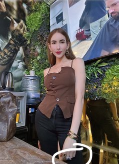 Samantha Smith - Acompañantes transexual in Dubai Photo 5 of 29