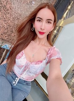 Samantha Smith - Acompañantes transexual in Dubai Photo 8 of 29