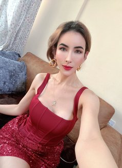 Samantha Smith - Acompañantes transexual in Dubai Photo 20 of 29