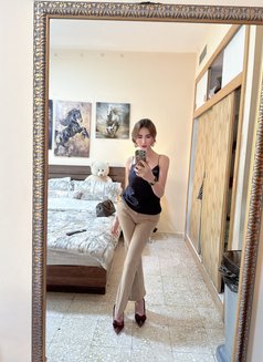 Samantha Smith - Acompañantes transexual in Dubai Photo 27 of 29