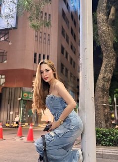 samantha so sweet is back, gfe - puta in Bangkok Photo 6 of 10