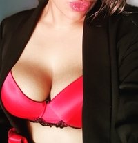 Samantha - masseuse in Cape Town