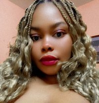 Samantha - escort in Noida