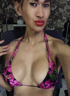 Samantha Star - Acompañantes transexual in Makati City Photo 7 of 7