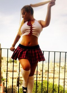 Samantha Tiny Barbie- strap-on - puta in Malta Photo 1 of 8