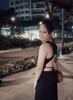 Samantha Vega - puta in Makati City Photo 4 of 7