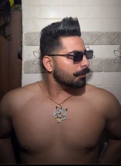 Samar - Acompañantes masculino in Bangalore Photo 3 of 3