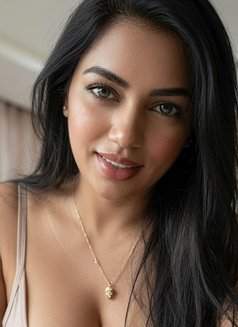 Samar Quen - escort in Abu Dhabi Photo 3 of 3