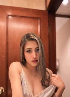 Samara <3 - puta in Hong Kong Photo 2 of 6