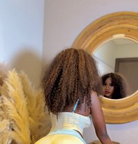Samara squirter - puta in Dubai