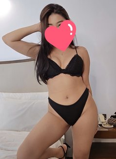 Samara, Young and Hot Malay - escort in Singapore Photo 1 of 5