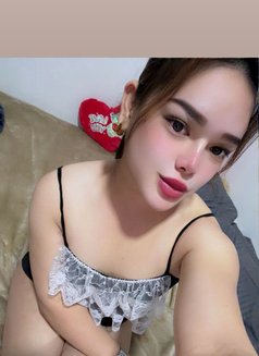 Samatha - Transsexual escort in Abu Dhabi Photo 1 of 5