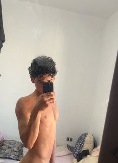 Sambunny - Male escort in Tunis Photo 1 of 3