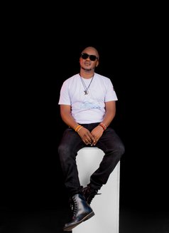Samcool Massage Parlour - Acompañantes masculino in Kisumu Photo 2 of 5
