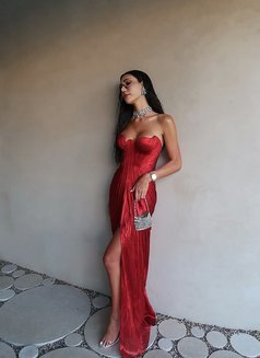 Samdy - Transsexual escort in Dubai Photo 4 of 10