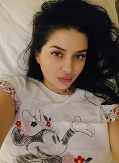 Same Girl Available Direct Payment - puta in Chennai Photo 1 of 4