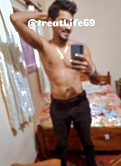 Samee 69, Female and Cuckold - masseur in Colombo Photo 5 of 6