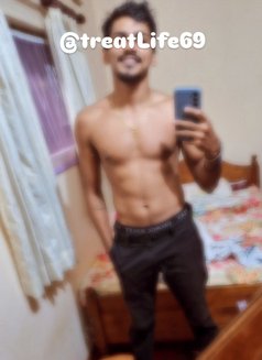 Samee 69, Female and Cuckold - masseur in Colombo Photo 6 of 6