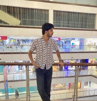 Sameer 6.5 Feet Tall guy - Male escort in Jaipur