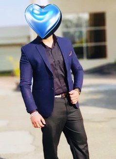 Sameer - Male escort in New Delhi Photo 5 of 5