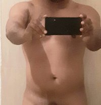 Private masseur cum playboy - Male escort in Doha