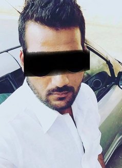 Sameer free if not setisfy - Acompañantes masculino in Mumbai Photo 3 of 4