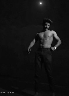 Sameer - Male escort in Mumbai Photo 5 of 6