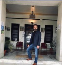 Sameer - Male companion in New Delhi