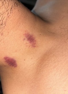 Sameer - Male escort in New Delhi Photo 3 of 4