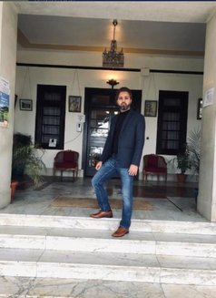 Sameer - Male companion in New Delhi Photo 5 of 5