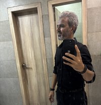 Sameer - Male dominatrix in Noida