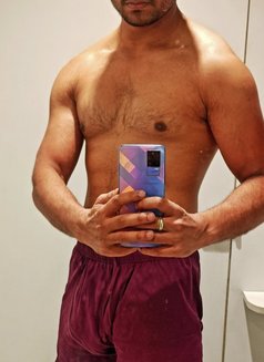 Sameer Khan Only For Females - Male escort in New Delhi Photo 6 of 6