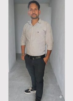Sameer Sharma - Male escort in Gurgaon Photo 2 of 2